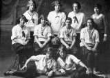 1923 Girls Basketball Team